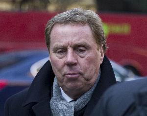 老雷建議：英國首相或許可以撥通國際足聯電話，嘗試撤銷寬薩的禁賽令