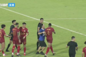 重罰！定南贛聯官員李鎮伯踩踏裁判腳部，罰款11萬+禁止入場7