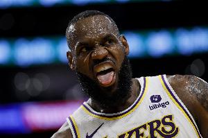 名嘴指出：詹姆斯依舊是NBA的最大吸睛點，他所在之處，全球矚目