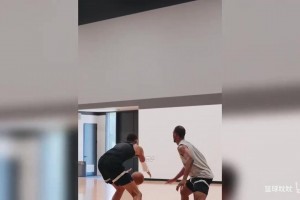 馬刺休賽期也在積極訓練，文班亞馬領銜對抗單打