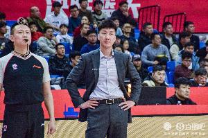 媒體人：北控男籃組建了哈里斯任主教練、張兆旭和韓碩任助教的新陣容