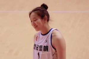 武漢盛帆女籃 “蔣紫涵” 甜美瞬間