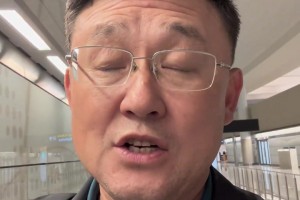 孫繼海發(fā)文悼念曼城恩師凱文·基岡：一路奔波，剛落地就收到噩耗