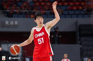 楊瀚森先回國，隨后轉機前往拉斯維加斯參加NBA夏聯