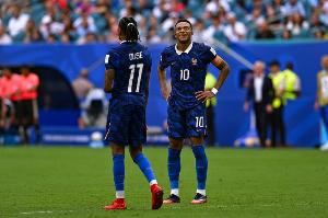 體壇：姆巴佩力勸奧利塞投奔皇馬，奧利塞認為皇馬歐冠機遇勝于拜仁