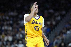 卡爾深感NBA競爭激烈，將汲取寶貴經驗